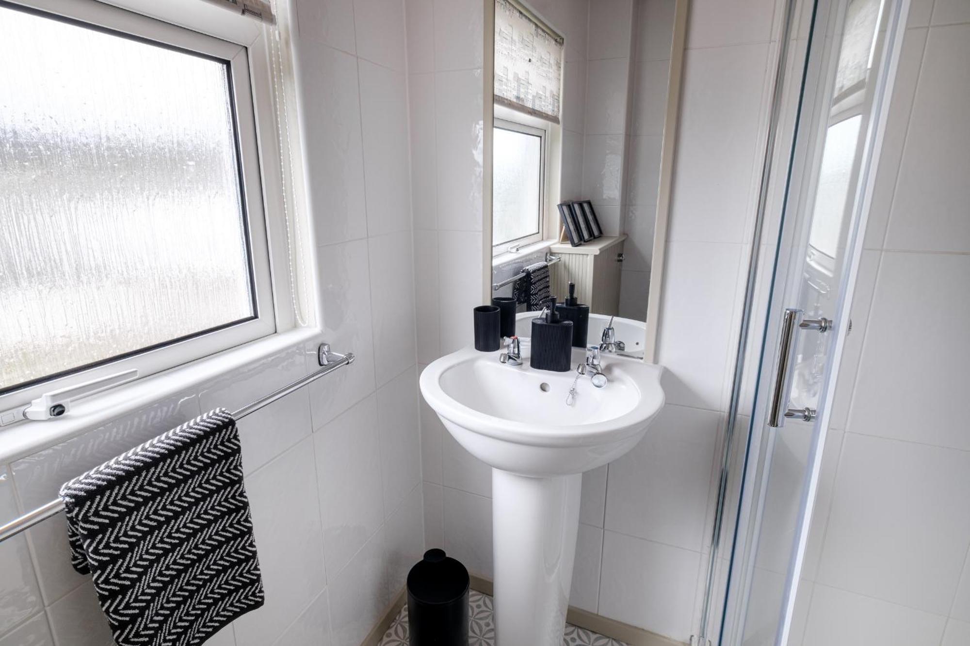Banchory House - Sja Stays - 2 Bed House Esterno foto